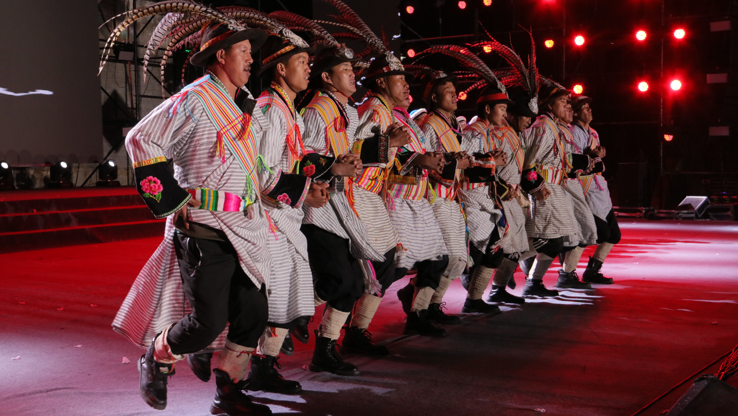 在非遺保護中擦亮中華元素